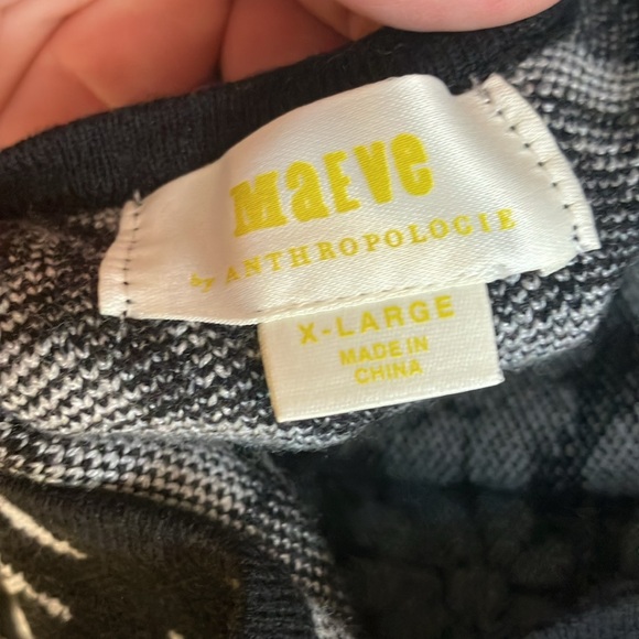 NWOT Maeve by Anthropologie short sleeve cherry and flower sweater XL - Picture 4 of 4